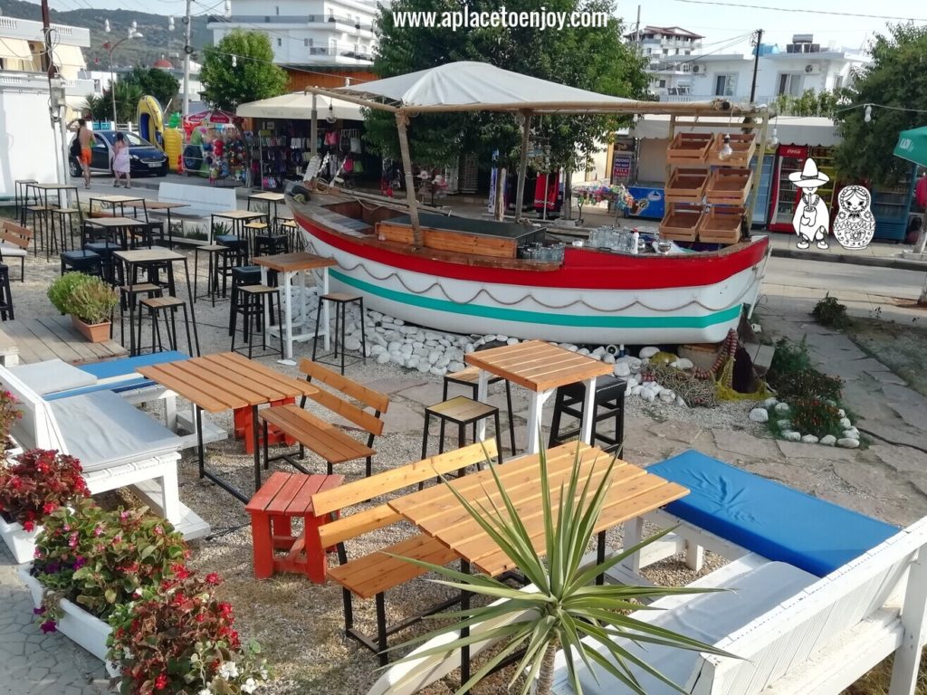 A boat used as a bar 