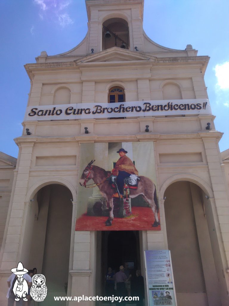 La iglesia de Nuestra Señora del Tránsito y Santo Cura Brochero